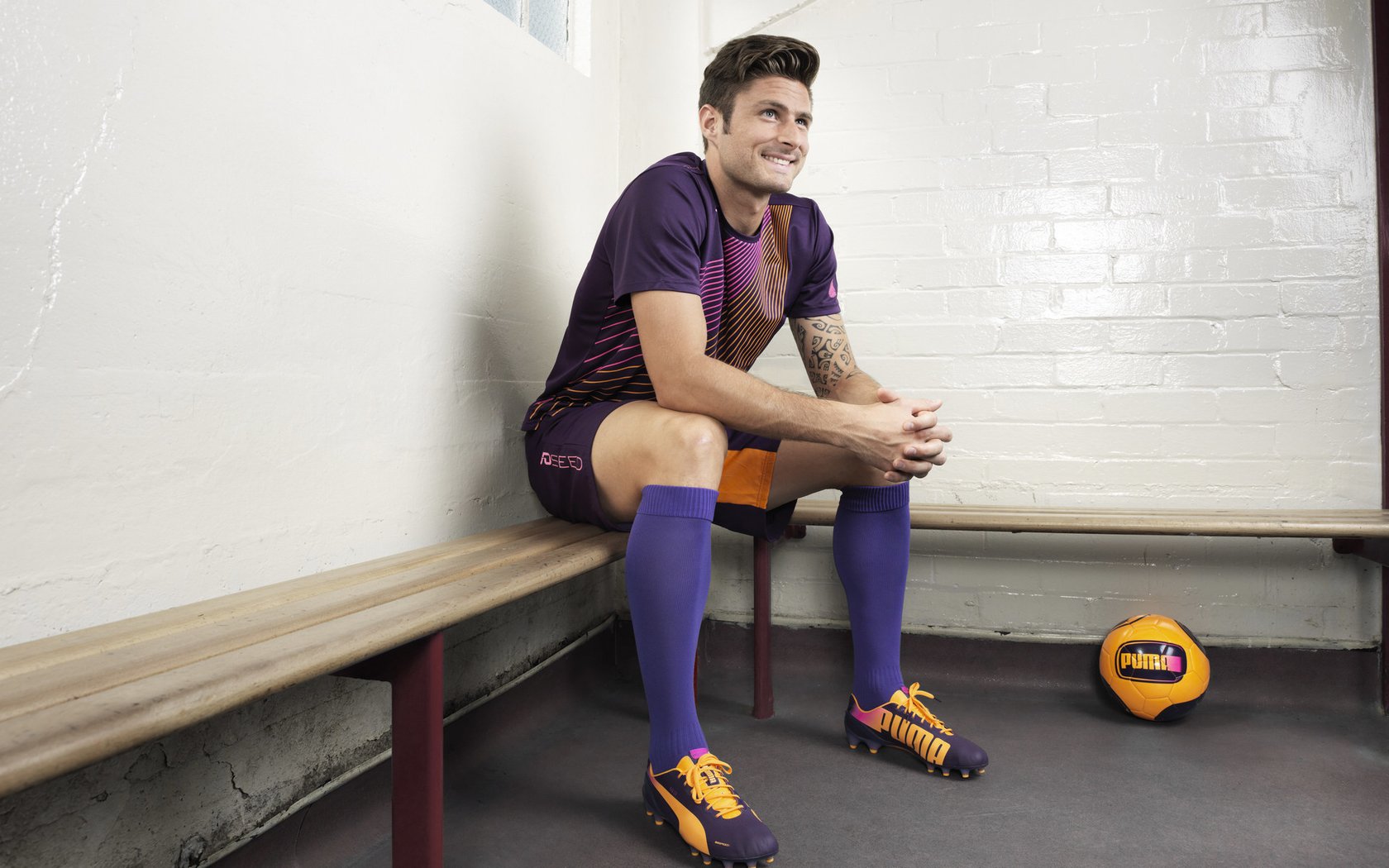 行业“足球+文化+旅游”产业链创新集群在全国逐步落地，发展势头强劲